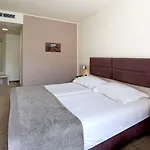 Mediteran Plava Laguna 3* Porec
