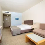 Mediteran Plava Laguna 3*