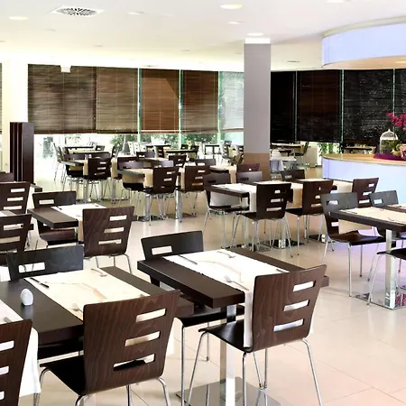 Mediteran Plava Laguna Hotell 3*