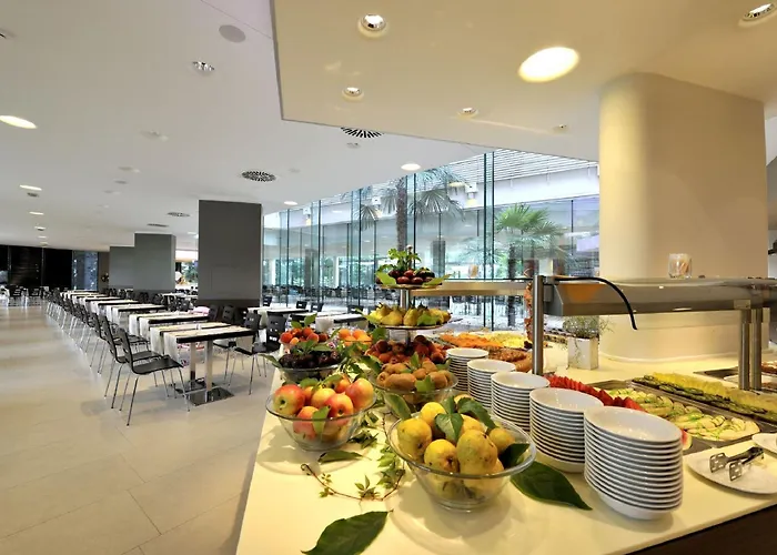 Otel Mediteran Plava Laguna 3*