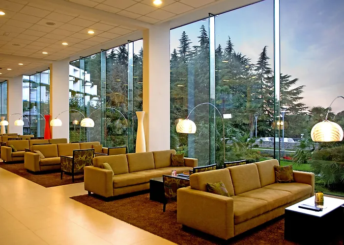 Mediteran Plava Laguna 酒店 3*