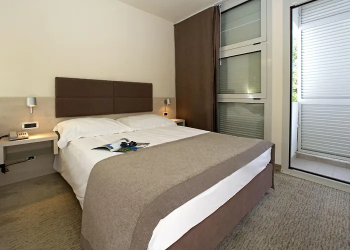 Mediteran Plava Laguna 3*