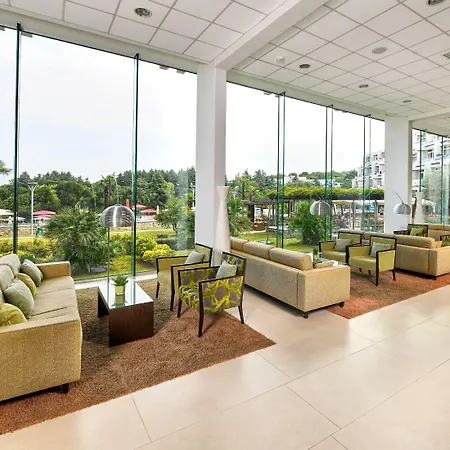 Mediteran Plava Laguna 3*