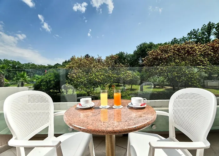 Mediteran Plava Laguna