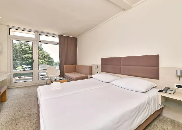 Mediteran Plava Laguna Πόρετς