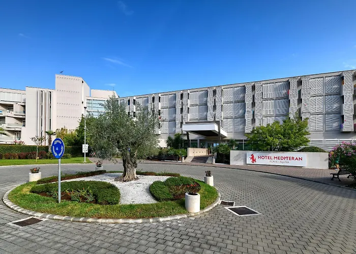 Ξενοδοχείο Mediteran Plava Laguna 3*